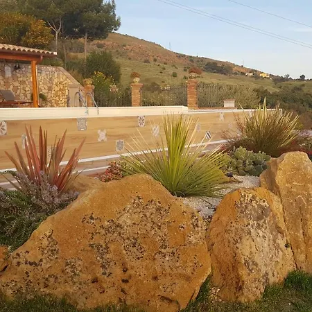 A Robba De Pupi Frühstückspension Agrigent