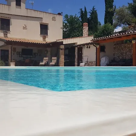 A Robba De Pupi Frühstückspension Agrigent