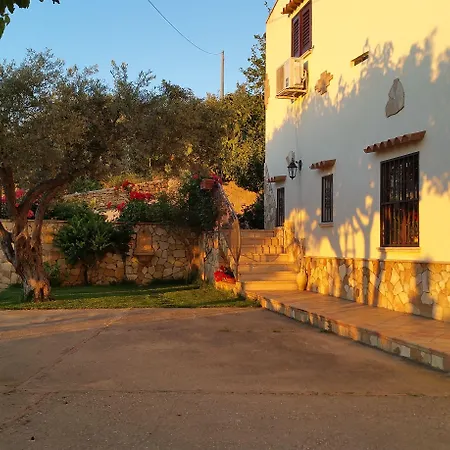 A Robba De Pupi Agrigent