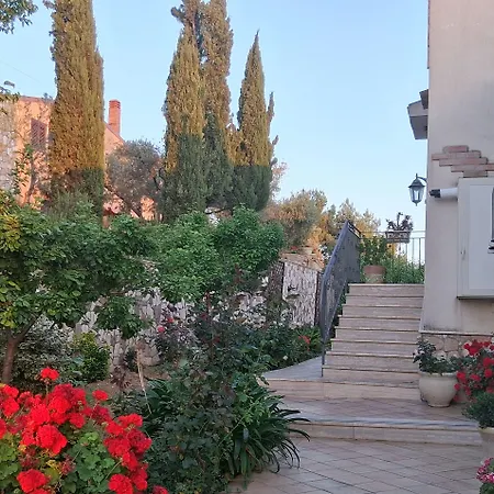 A Robba De Pupi Bed & Breakfast